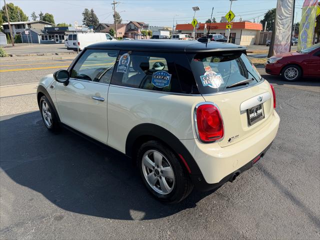 2014 MINI Hardtop Cooper