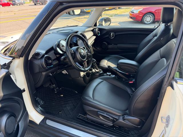 2014 MINI Hardtop Cooper
