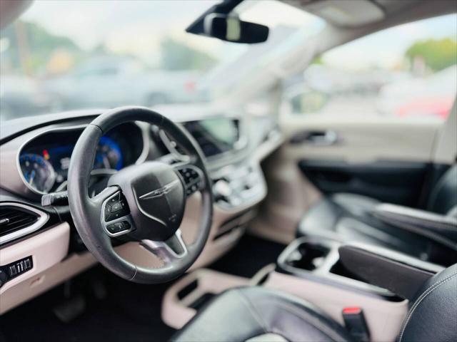 2022 Chrysler Pacifica Touring L