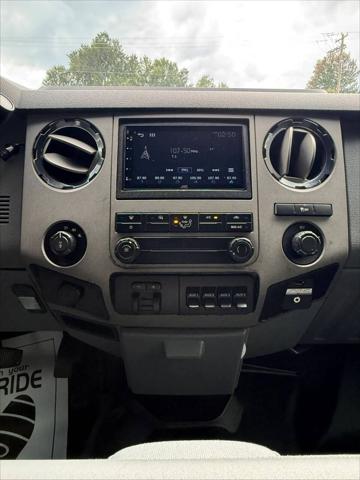 2014 Ford F-250 XLT Pickup 4D 6 3/4 ft