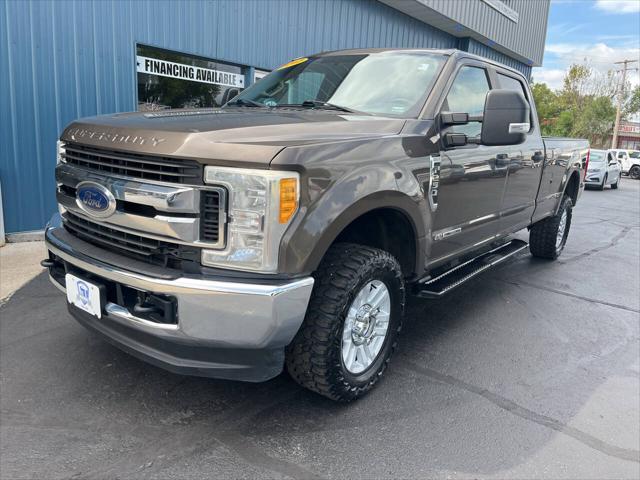 2017 Ford F-250 XL 4x4 4dr Crew Cab 8 ft. LB Pickup