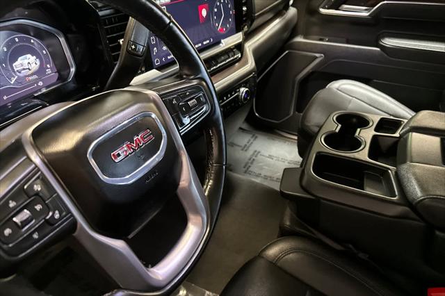 2025 GMC Sierra 1500 2WD Crew Cab Short Box SLT
