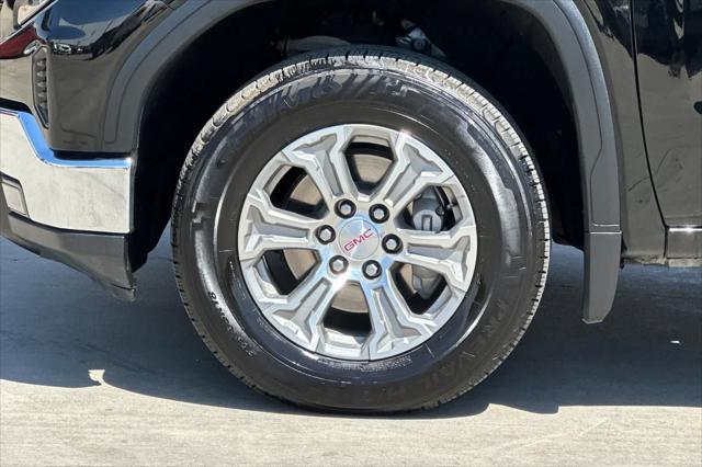2025 GMC Sierra 1500 2WD Crew Cab Short Box SLT