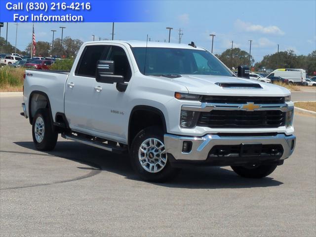 2025 Chevrolet Silverado 2500HD 4WD Crew Cab Standard Bed LT for sale in Floresville, TX