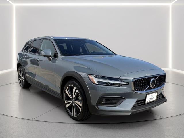 2024 Volvo V60 Cross Country B5 Plus for sale in Overland Park, KS