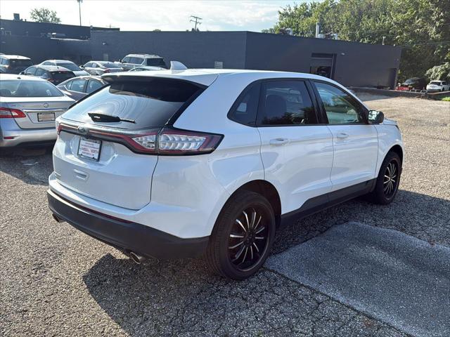 2015 Ford Edge SE