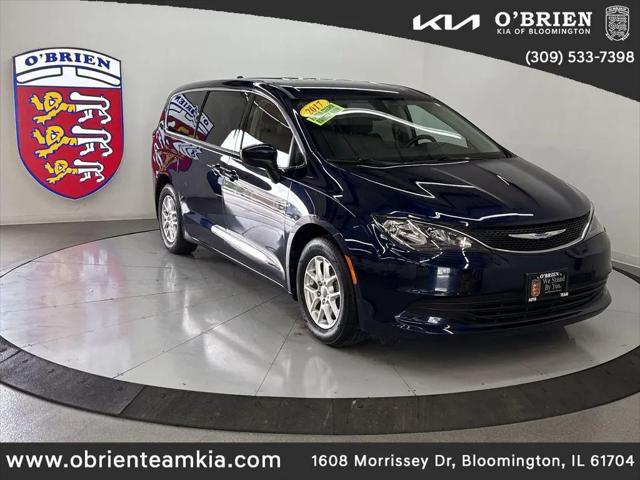 2017 Chrysler Pacifica Touring for sale in Bloomington, IL