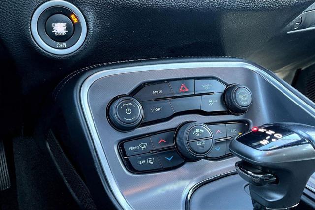 2019 Dodge Challenger SXT