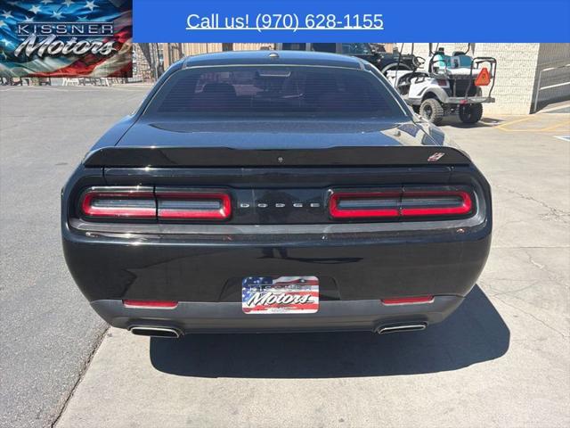 2019 Dodge Challenger SXT AWD