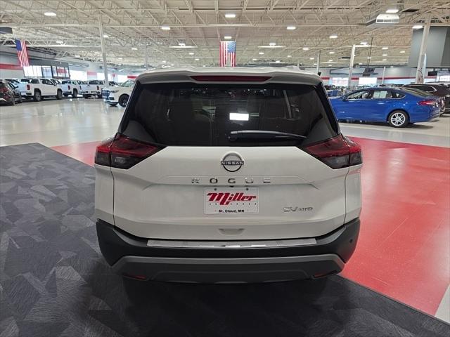 2022 Nissan Rogue SV Intelligent AWD