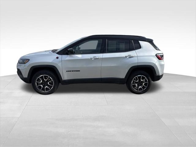 2025 Jeep Compass Trailhawk 4x4