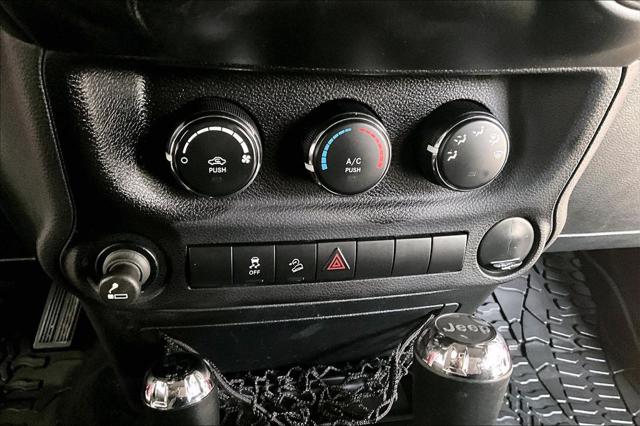 2017 Jeep Wrangler Willys Wheeler