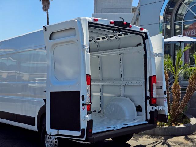 2027 Ram ProMaster Cargo Van Tradesman