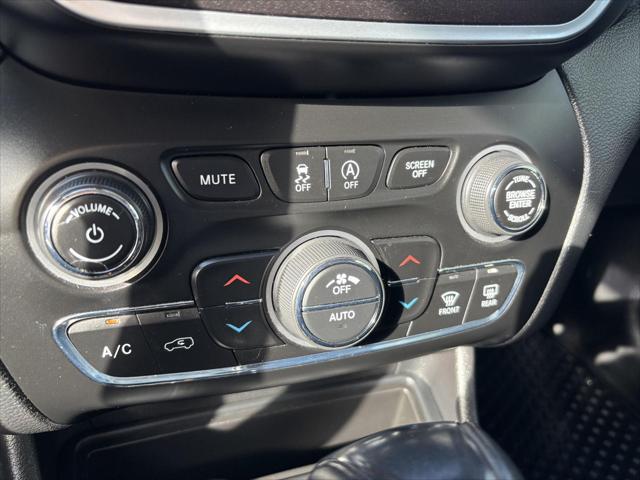 Used 2020 Jeep Cherokee Trailhawk 4x4 For Sale in Jackson, MI