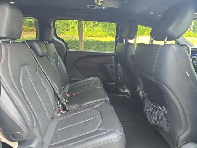 2020 Chrysler Pacifica 35th Anniversary Touring L