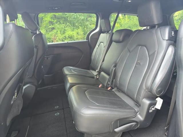 2020 Chrysler Pacifica 35th Anniversary Touring L