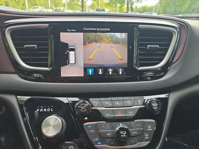 2020 Chrysler Pacifica 35th Anniversary Touring L