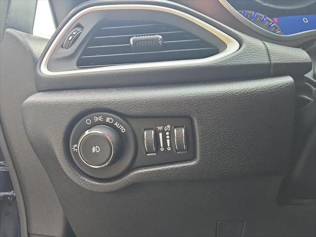 2020 Chrysler Pacifica 35th Anniversary Touring L