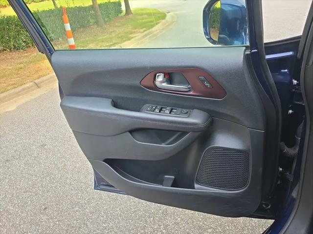 2020 Chrysler Pacifica 35th Anniversary Touring L