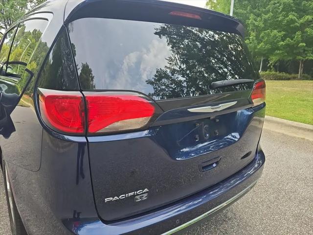 2020 Chrysler Pacifica 35th Anniversary Touring L