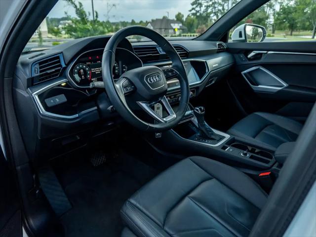 2025 Audi Q3 Premium 45 TFSI S line quattro Tiptronic