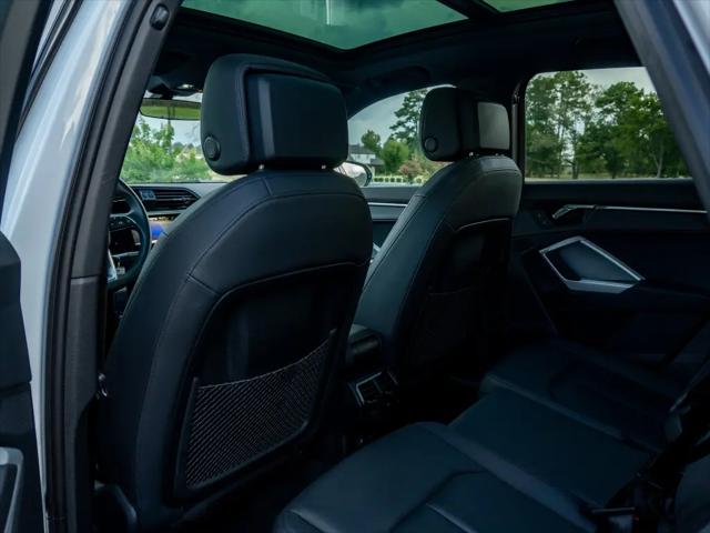 2025 Audi Q3 Premium 45 TFSI S line quattro Tiptronic
