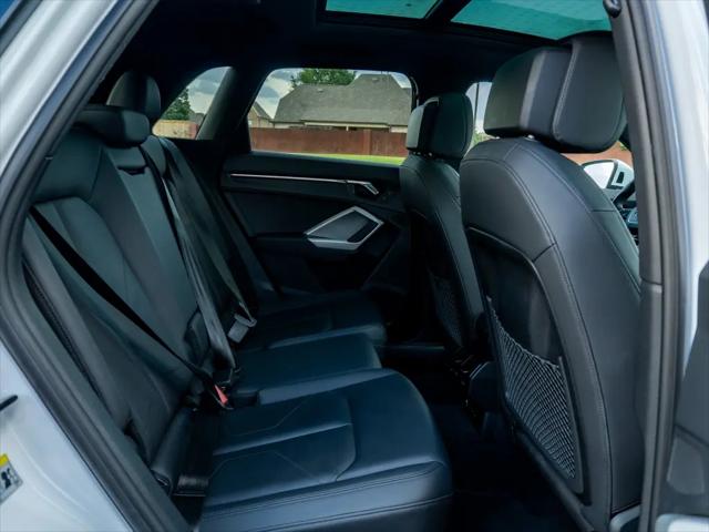 2025 Audi Q3 Premium 45 TFSI S line quattro Tiptronic