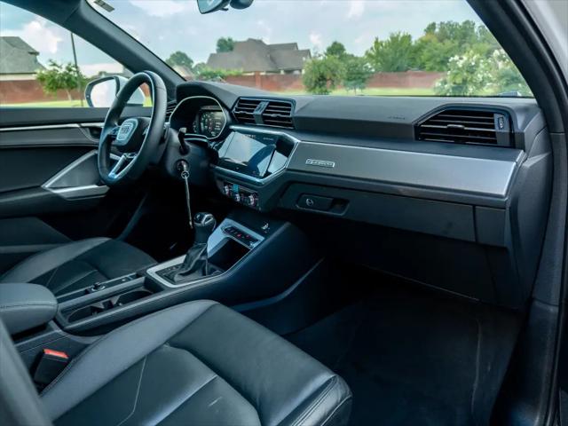 2025 Audi Q3 Premium 45 TFSI S line quattro Tiptronic