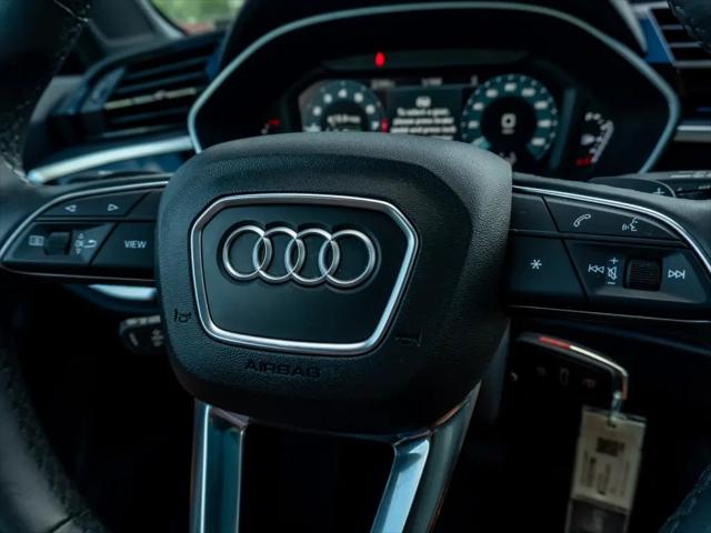 2025 Audi Q3 Premium 45 TFSI S line quattro Tiptronic