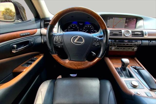 2015 Lexus LS 460 Crafted Line