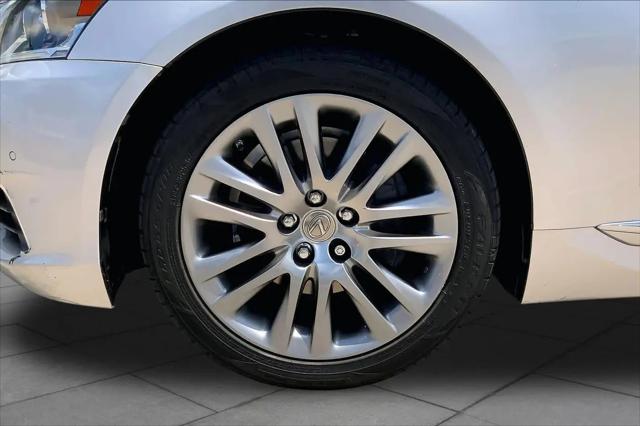 2015 Lexus LS 460 Crafted Line
