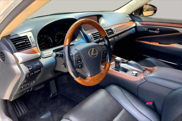 2015 Lexus LS 460 Crafted Line