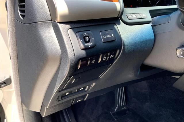2015 Lexus LS 460 Crafted Line