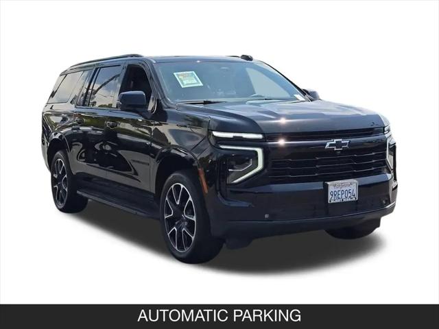 2025 Chevrolet Suburban 4WD RST
