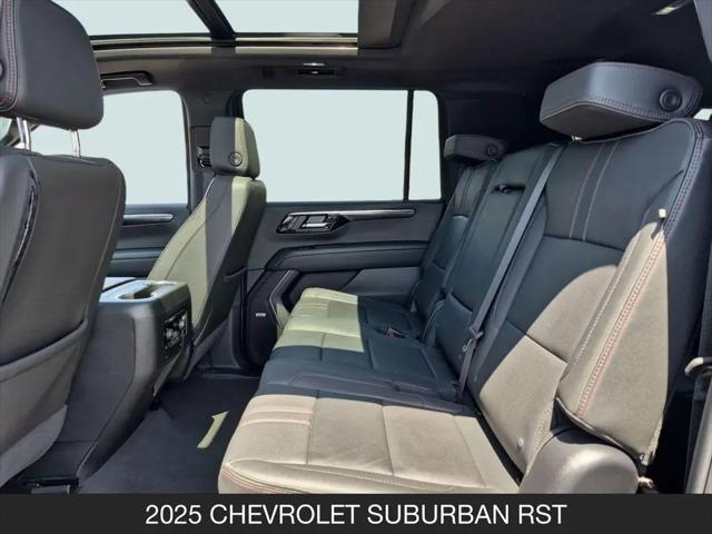 2025 Chevrolet Suburban 4WD RST