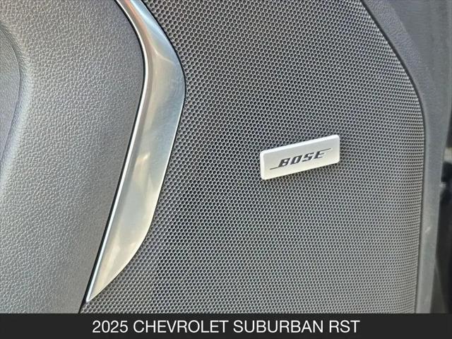 2025 Chevrolet Suburban 4WD RST