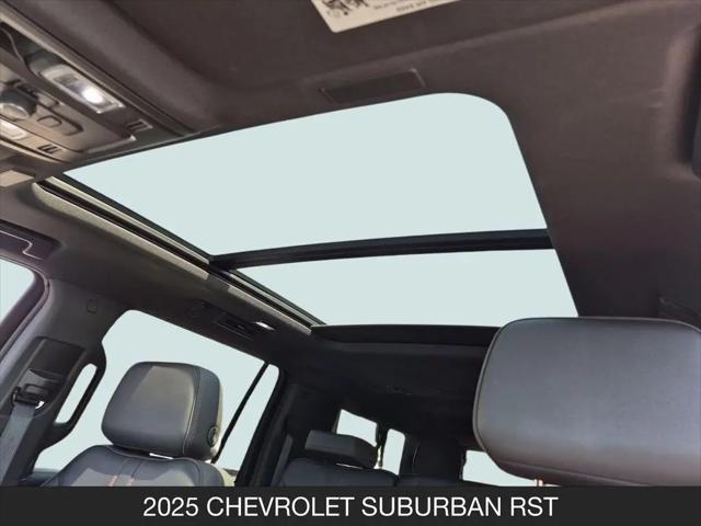 2025 Chevrolet Suburban 4WD RST