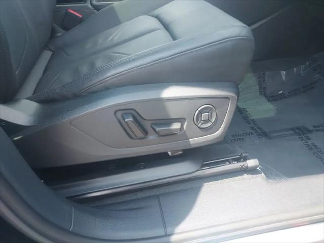 2023 Audi Q3 Premium 45 TFSI S line quattro Tiptronic