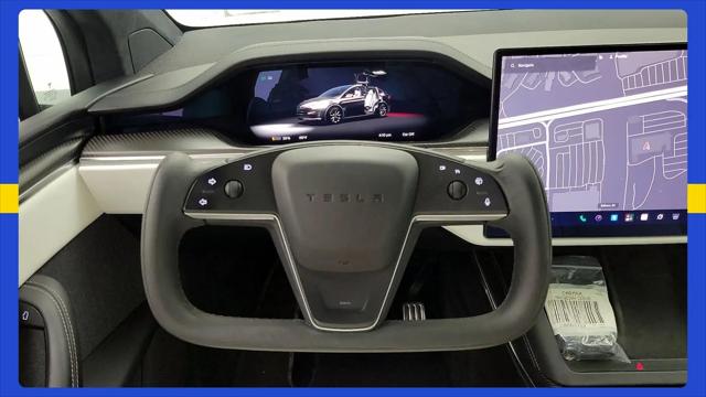 2022 Tesla Model X Plaid Tri Motor All-Wheel Drive