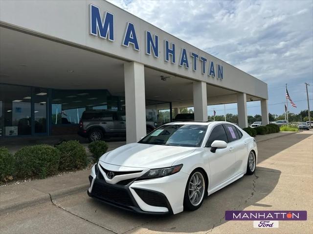 2021 Toyota Camry SE for sale in Manhattan, KS
