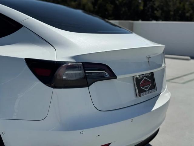 2021 Tesla Model 3 Standard Range Plus Rear-Wheel Drive