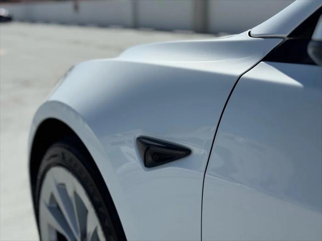 2021 Tesla Model 3 Standard Range Plus Rear-Wheel Drive