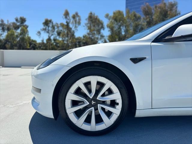 2021 Tesla Model 3 Standard Range Plus Rear-Wheel Drive