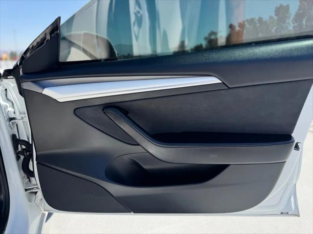 2021 Tesla Model 3 Standard Range Plus Rear-Wheel Drive
