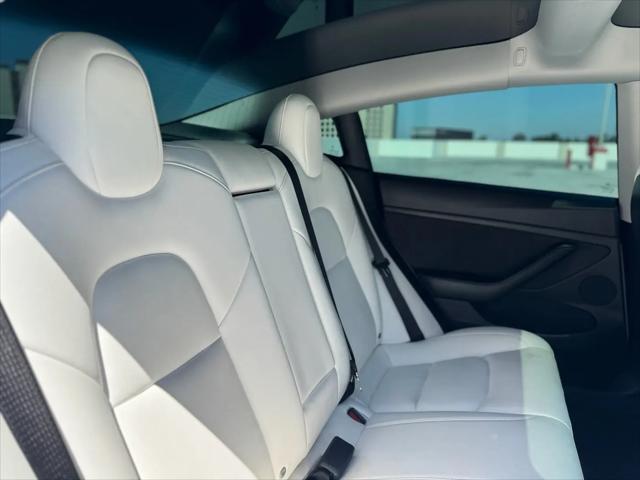 2021 Tesla Model 3 Standard Range Plus Rear-Wheel Drive