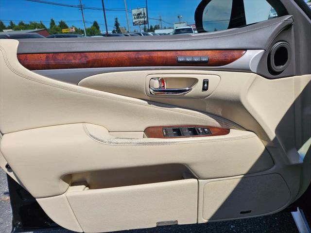 2013 Lexus LS 600h L L