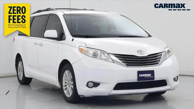 2014 Toyota Sienna XLE V6 8 Passenger for sale in College Station, TX