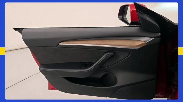 2021 Tesla Model 3 Standard Range Plus Rear-Wheel Drive