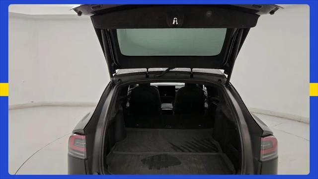 2023 Tesla Model X Standard Range