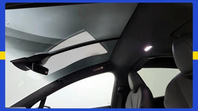 2023 Tesla Model X Standard Range